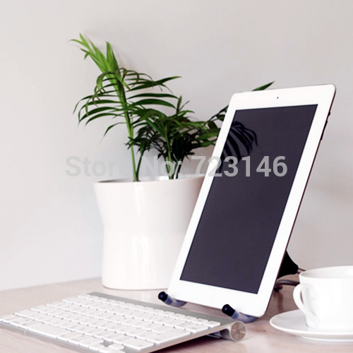 Justerbar ventilerad bärbar dator bord dator skrivbord bärbar säng bricka bokställ multifunktionell ergonomi bordsskiva i två lager