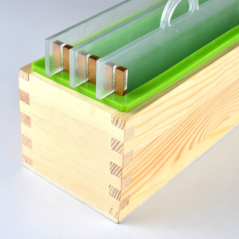 Rendering Silicone Soap Mold with Wooden Box Loaf Silicone Liner and Transparent Vertical Acrylic Soap Making Supplies