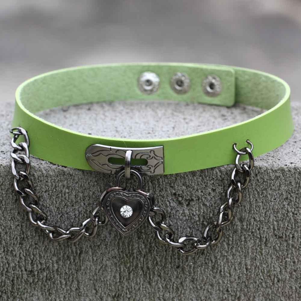 PU leather choker heart accessories Cool vintage necklace women Handmade Choker Necklace Goth Jewelry: green
