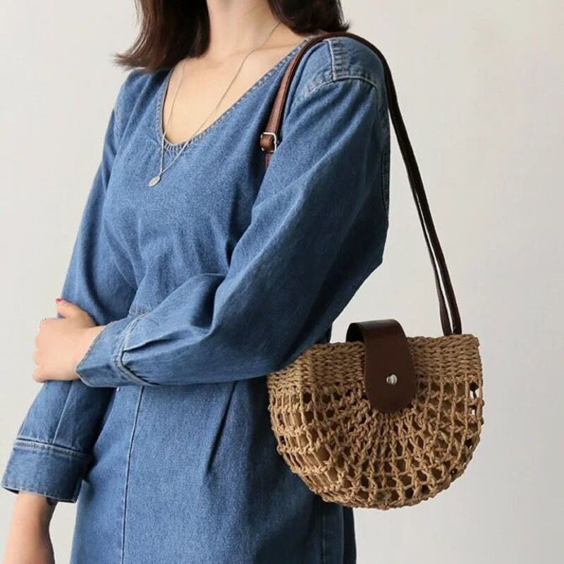 Women Diagonal Bag Hollow Hand-Woven Bag Europe and the United States All-Match Shoulder Bag Semi-Circular Straw Woven Bag