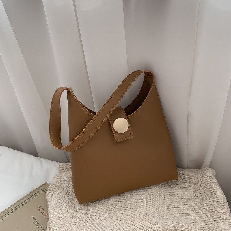 Vintage Shoulder Bag Women PU Leather Armpit Bag Wild Crossbody Bag Large Capacity Handbag Underarm Bag Advanced Purse: brown