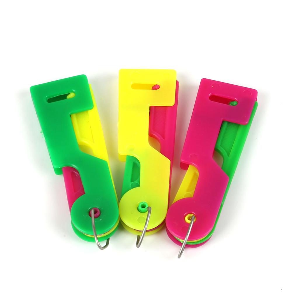 1/3/4/5/15Pcs Random Color Automatic Needle Threader Thread Helpful Elderly Guide Easy Use Sewing Tool For Elderly Women: Style11 3Pcs