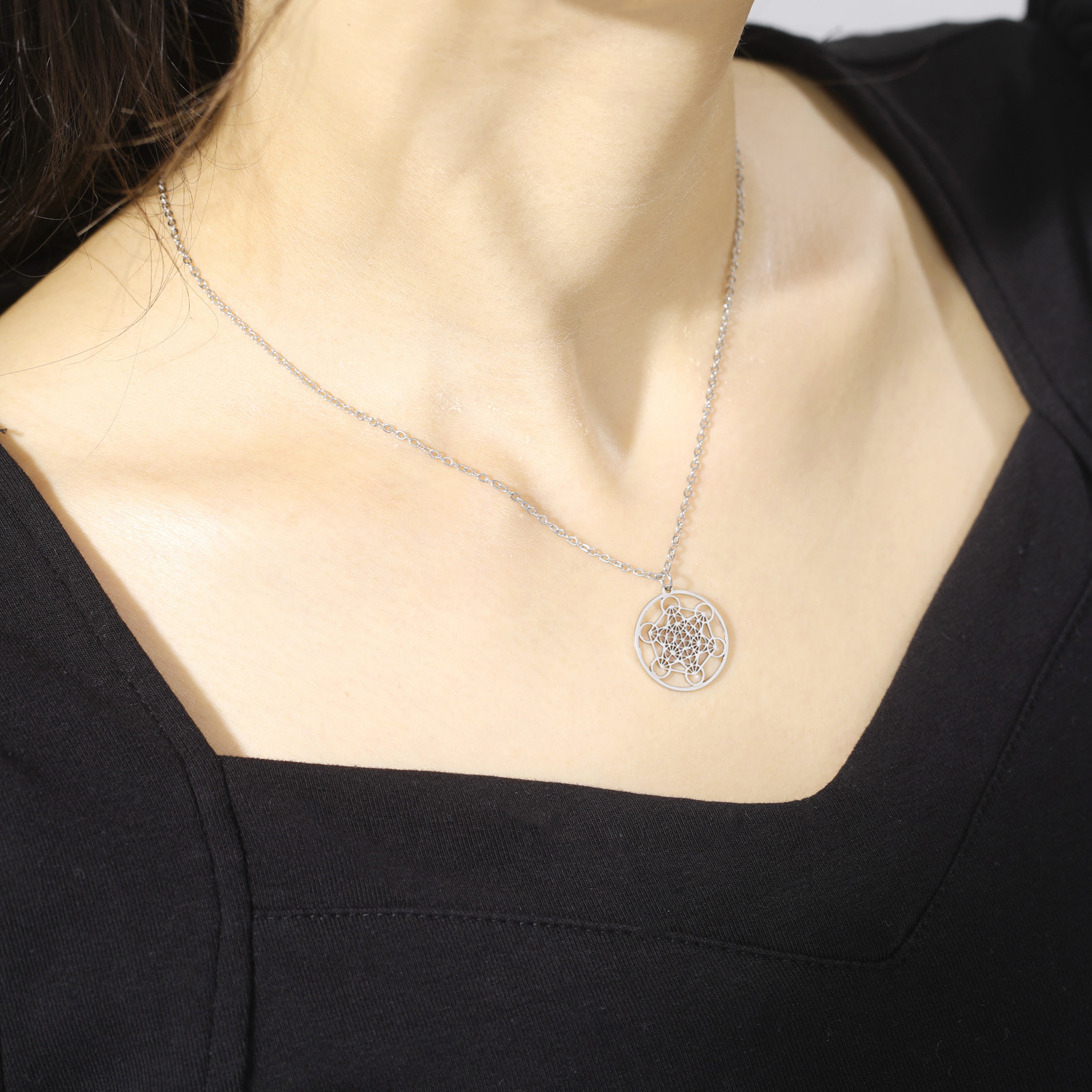Skyrim Stainless Steel Angel Seal Archangel Metatron Cube Necklace Women Men Sacred Geometry Amulet Religious Spiritual Jewelry