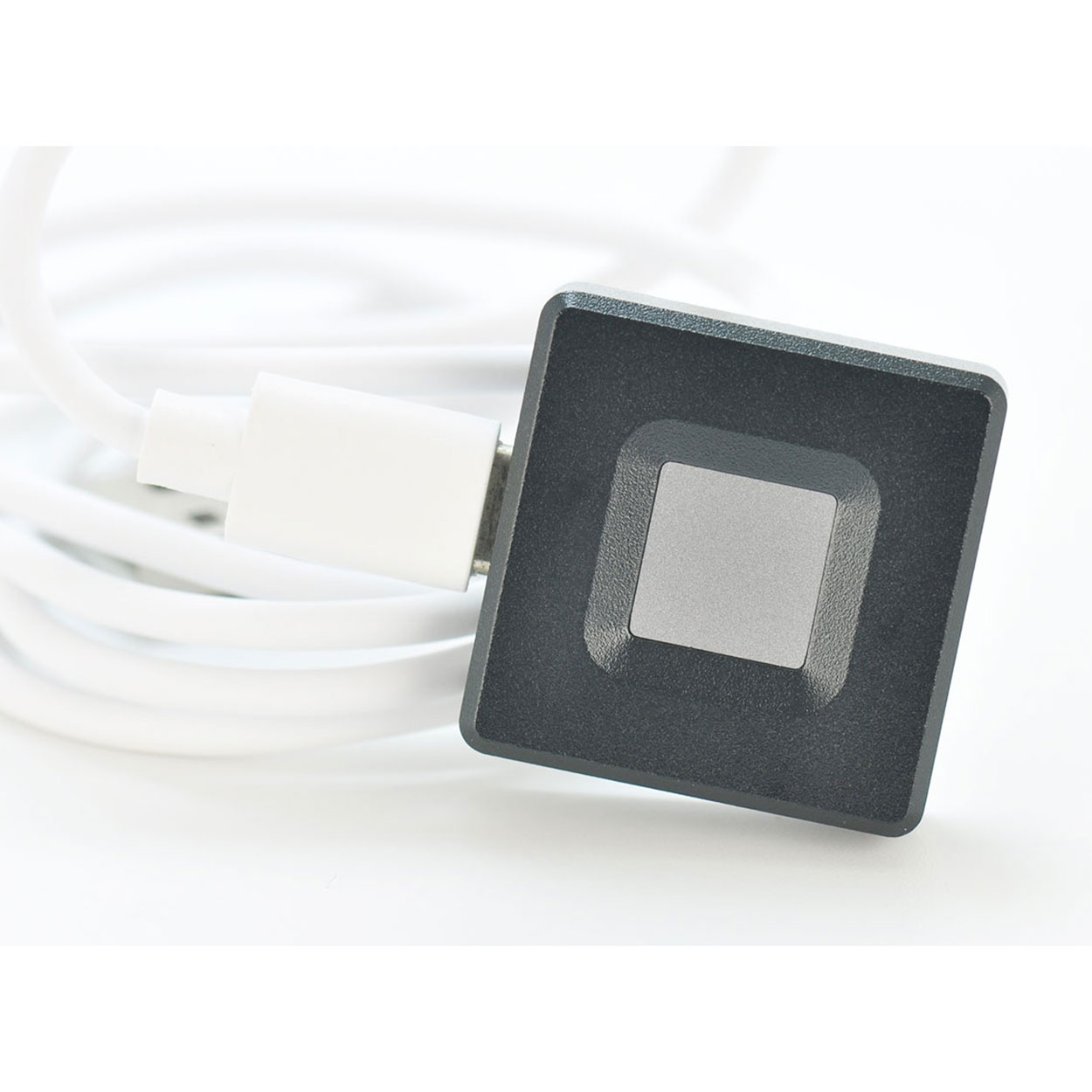 USB-C connector Synaptics FS7604 Touch Fingerprint Sensor with PurePrint FM3483/3633 Fingerprint Reader