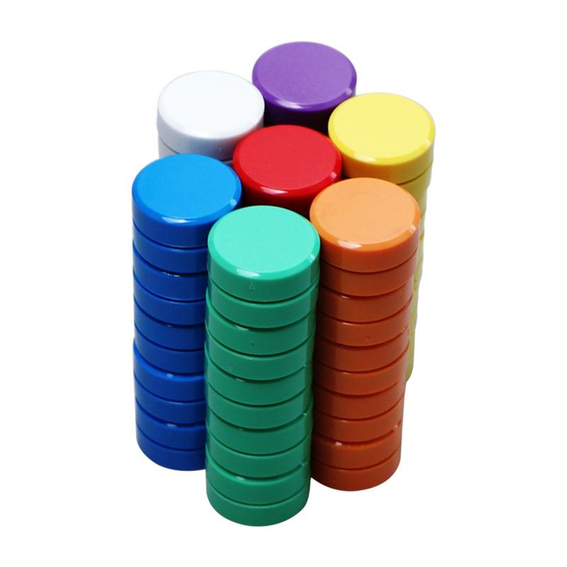 24 kpl 3cm pyöreää värillistä magneettia valkotaulu magneetti nastat liitutaulut tarrat kotitoimistolle (sekoitetut värit)
