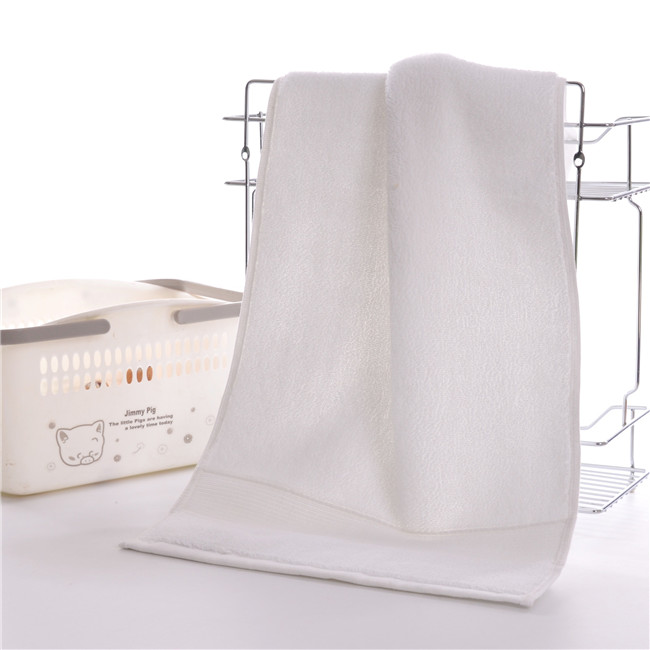 Zhuo mo egyptisk bomuld ansigt håndklæde badeværelse ensfarvet sports håndklæde 5- stjernet hotel hjemmebrug 36*76cm ansigt håndklæder: Hvid