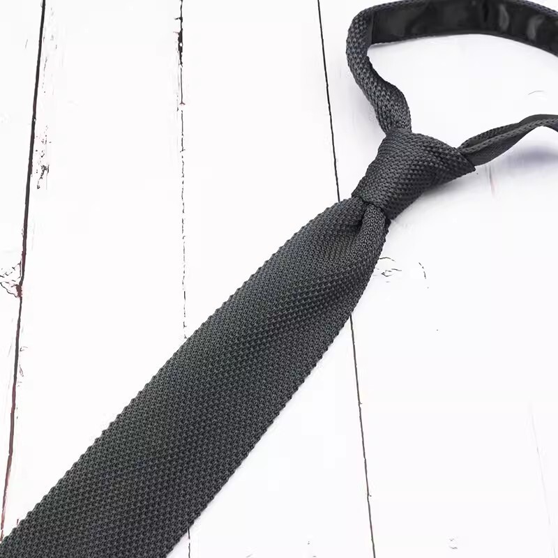 Jednokolorowe krawaty z dzianiny w kolorze khaki dla mężczyzn 6CM Wąskie brytyjskie krawaty na szyję dla kobiet College Student Knitting Neck Tie Cravat: SZARY