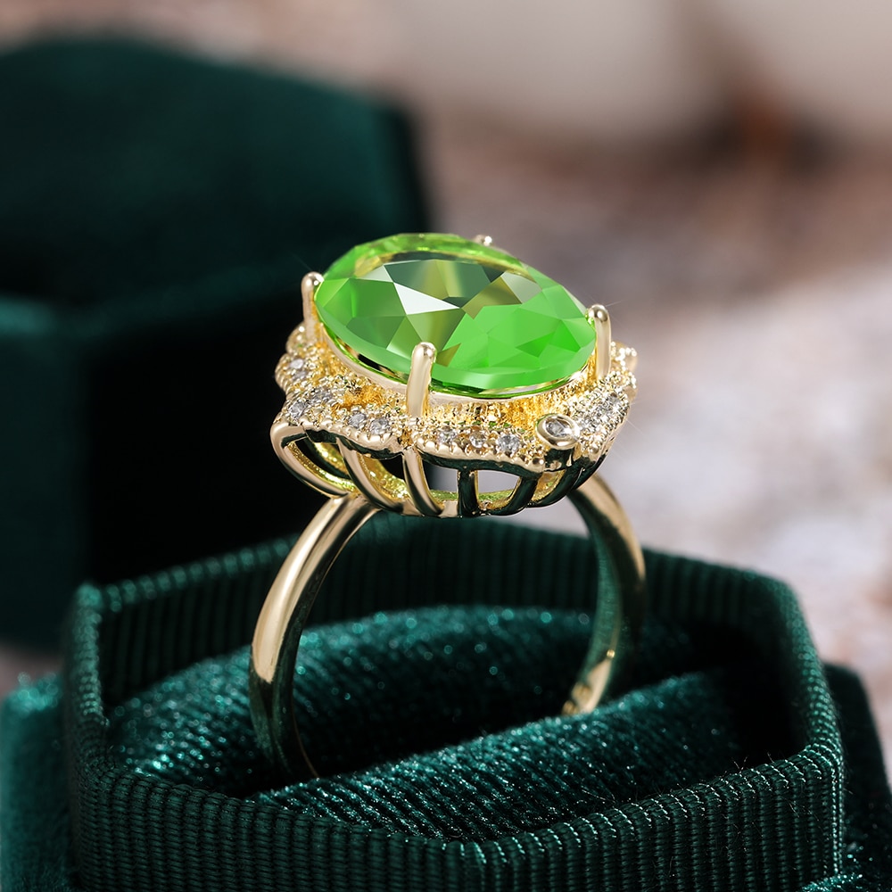 Huitan Heldere Groene Steen Vrouwen Ringen Voor Wedding Avond Party Bridal Vinger Ring Prachtige Cz Goud Kleur Trendy Sieraden