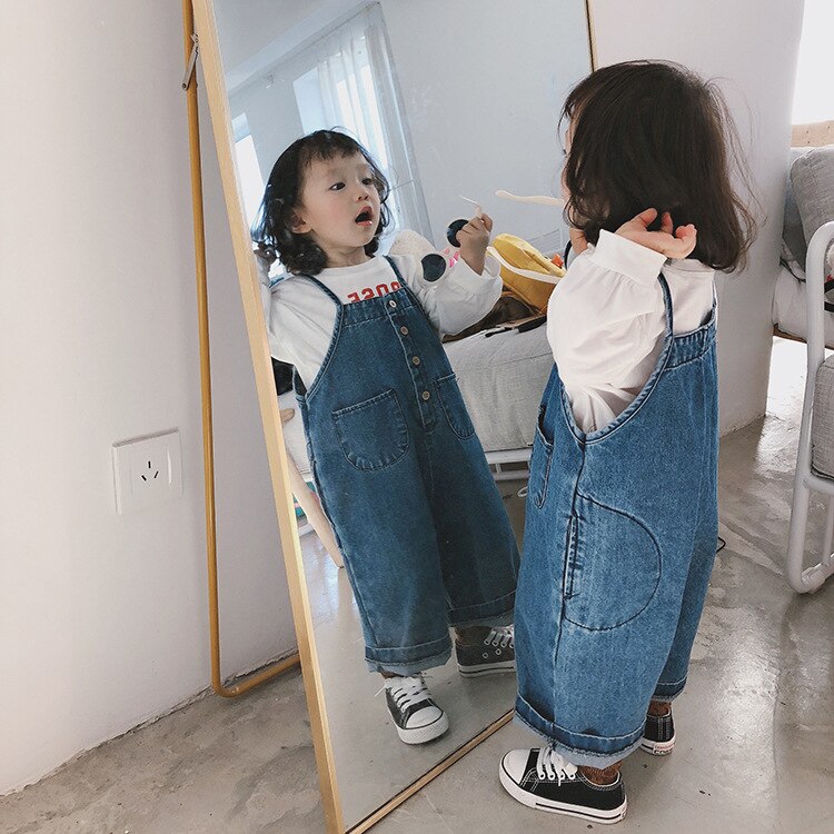 Lente baby kinder cowboybroek voor kinderen jongens en meisjes casual losse denim jeans met wijde pijpen bretels broek