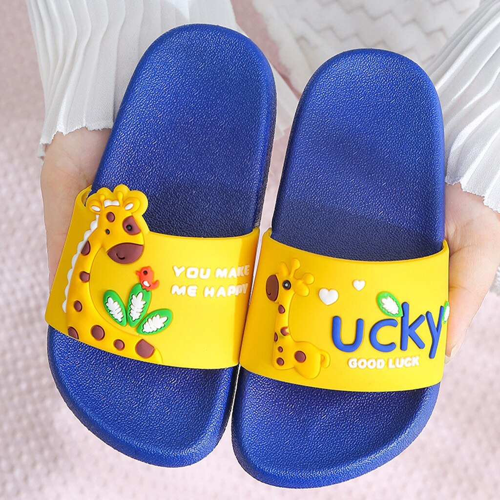 Pantoufles d'été Parent-enfant girafe chaussures maison antidérapant piscine pantoufles en plein air dessin animé imprimé sandales décontractées chaussures plates: Bleu / 5-6Years