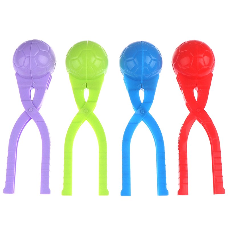1Pc Mooie Voetbal Sneeuwbal Clip Maker Clip Kinderen Outdoor Winter Sneeuw Zand Mold Tool Outdoor Fun & Sport