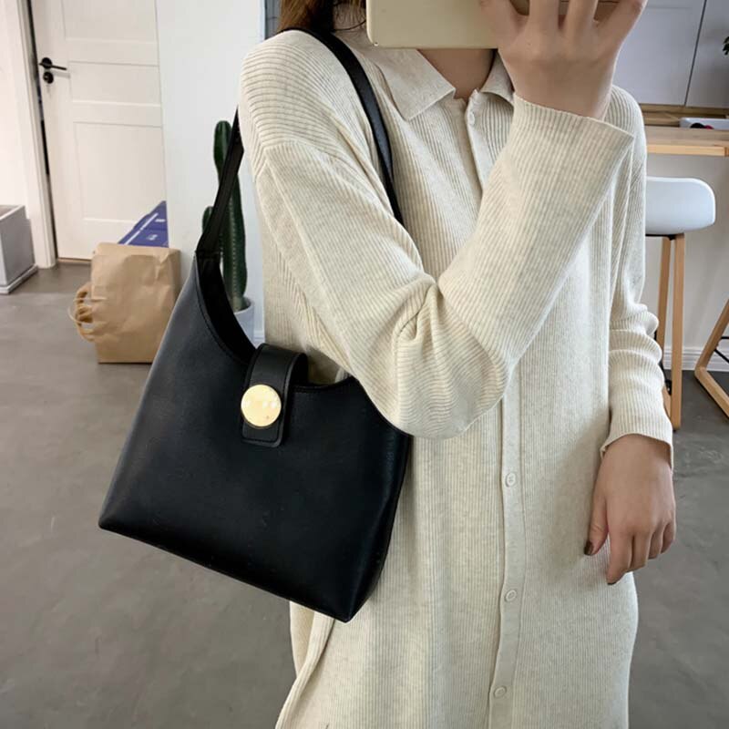 Vintage Shoulder Bag Women PU Leather Armpit Bag Wild Crossbody Bag Large Capacity Handbag Underarm Bag Advanced Purse