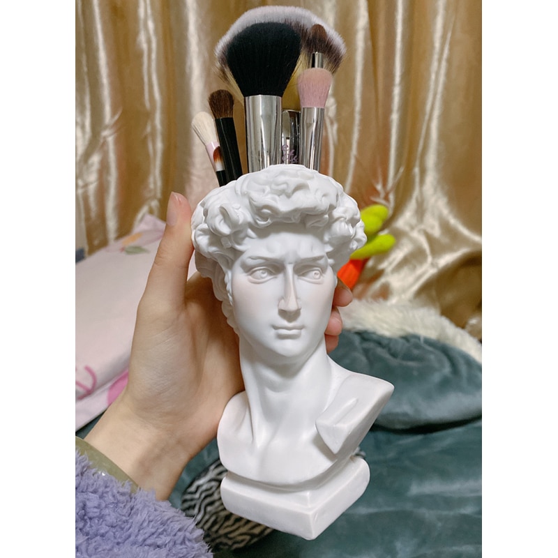 Chic Resin Artemis Sculpture Flower Vase Artist Statue Makeup Brush Holder Desktop Pen Pencil Cup