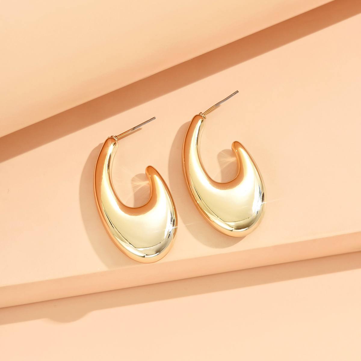Pendientes geométricos irregulares de Color metálico para mujer, aretes con personalidad de estilo minimalista, de joyería 2024: Bañado en rodio de imitación