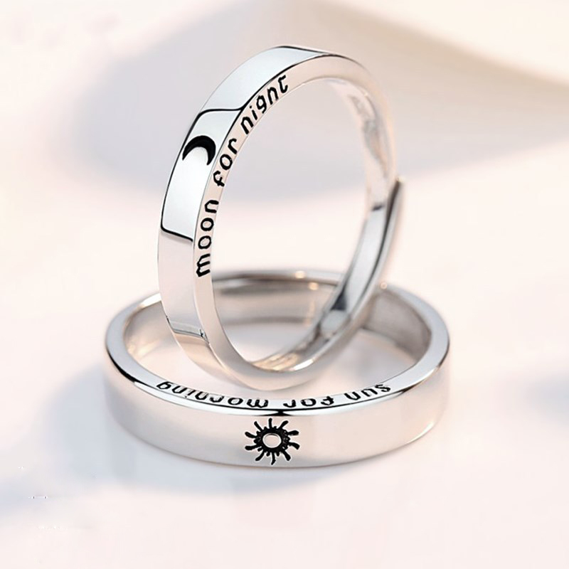 Anillos de pareja de sol y luna de Color plateado para mujer, anillo romántico con letras de día y noche, joyería para banquete de compromiso, para citas, 2 uds.: Blanco