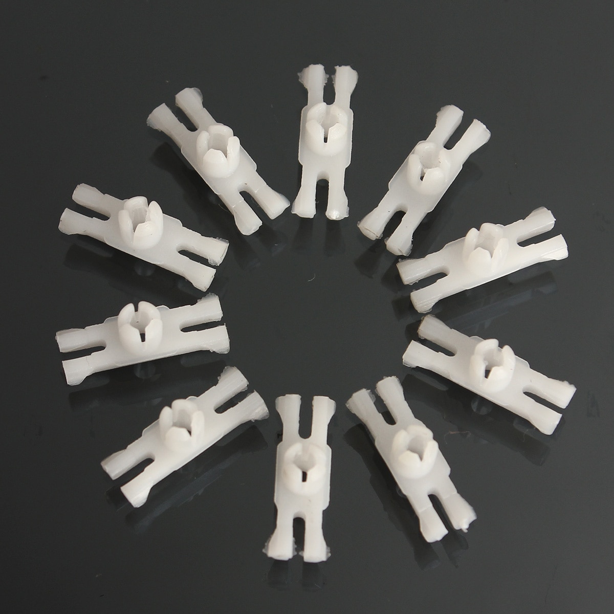 10Pcs Side Door Trim Moulding Strip Auto Fasteners Plastic Clips for VW /GOLF /MK1 /Jetta Old Beetle