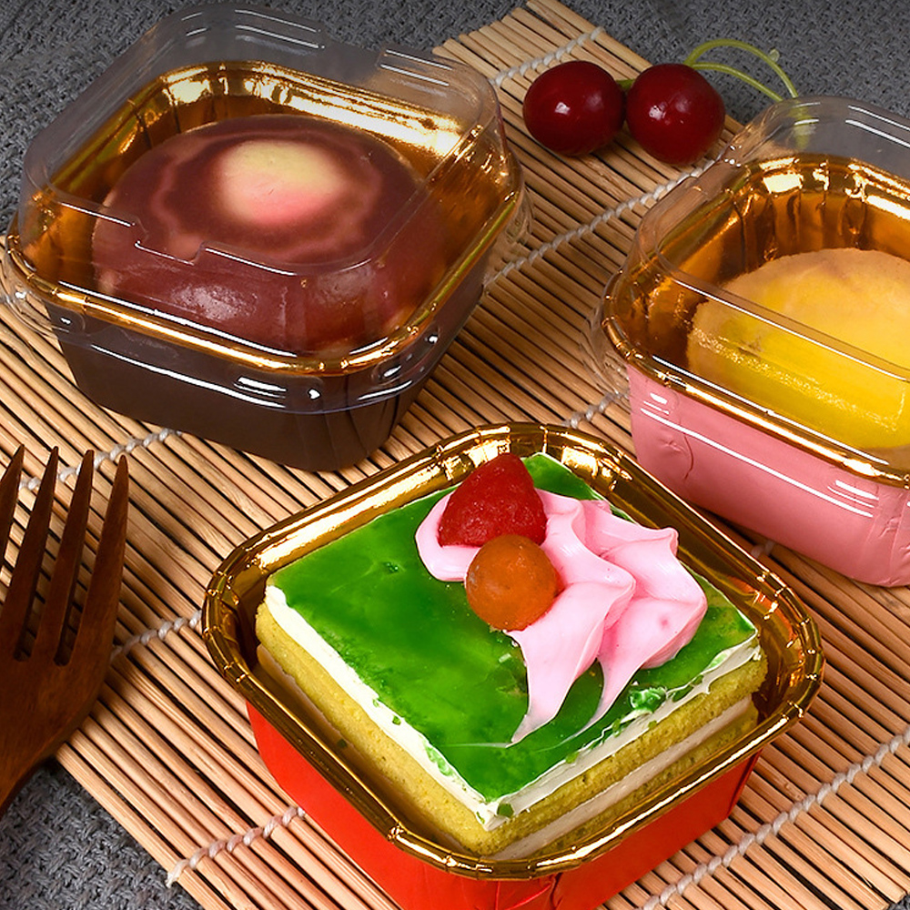 50 Stück quadratische Cupcake-Becher mit Deckel, Pudding-Becher, backfeste Einweg-Cupcake-Becher aus Folie, Muffin-Dosen für Hochzeitsbacken