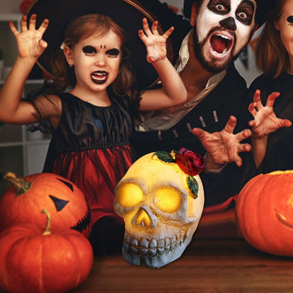 LED Glowing Skull Night Light Lamp Halloween Decoration Lights Party Decoration Simulation Resin Glowing Skull Lighting