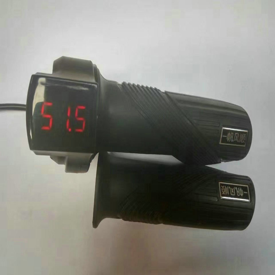 Twist throttle met digitale display 12-84v voor elektrische scooter onderdelen bike accessoire driewieler rolling stuur MTB voltmeter