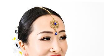 Intia pakistan tyttö tanssi lisävaruste nainen tanssiesitys kulmakarvat lisävaruste ampua päähineet lady headdress: E