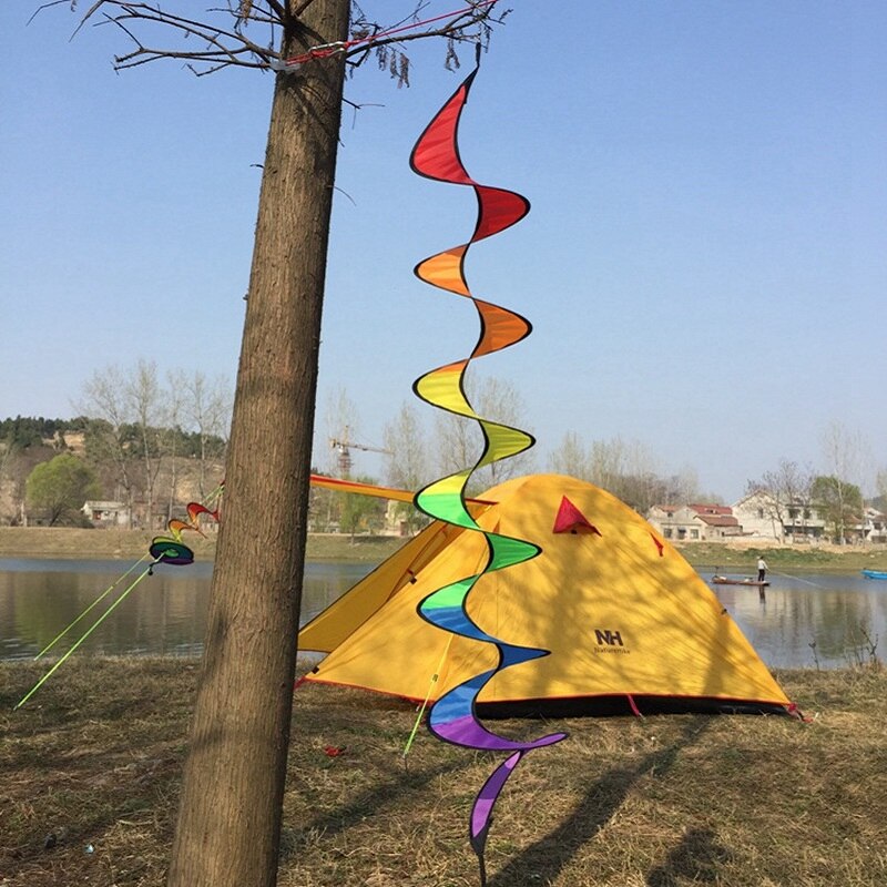 Regenboog spiraal windmolen kleurrijke wind spinner tent vlieger lange staart nylon buiten tuin huisdecoraties yyy 9135