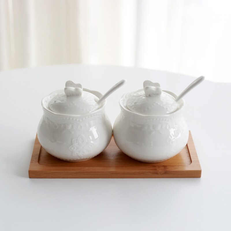 White French Court Style Salt Pepper Oil Dispenser For Kitchen Spice Organizer Storag Box Seasoning Box Kitchen Accessories: B 2 Jars with tray