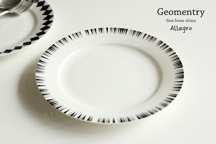 8 Inch 45% Bone China Plate Western Dinner Plates Ceramic On-glazed Round Dishes Steak Simple Brief Black Diamond