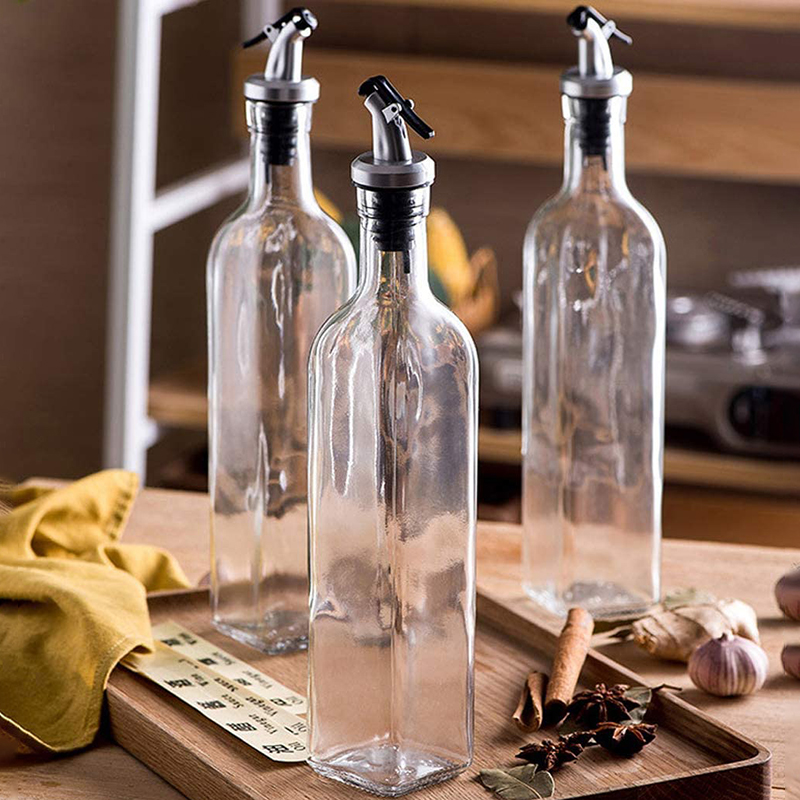 Set 2 bouteilles pour huile support en acacia Set 2 bouteilles pour huile support en acacia