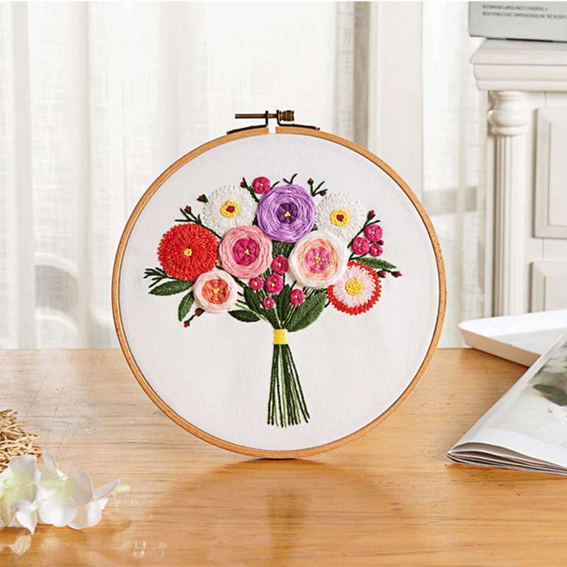 DIY Embroidery Set with Floss Hoop Needles Cloth Flowers Pattern Hand Embroidery Kit for Beginners Craft Sewing Needlework Tool