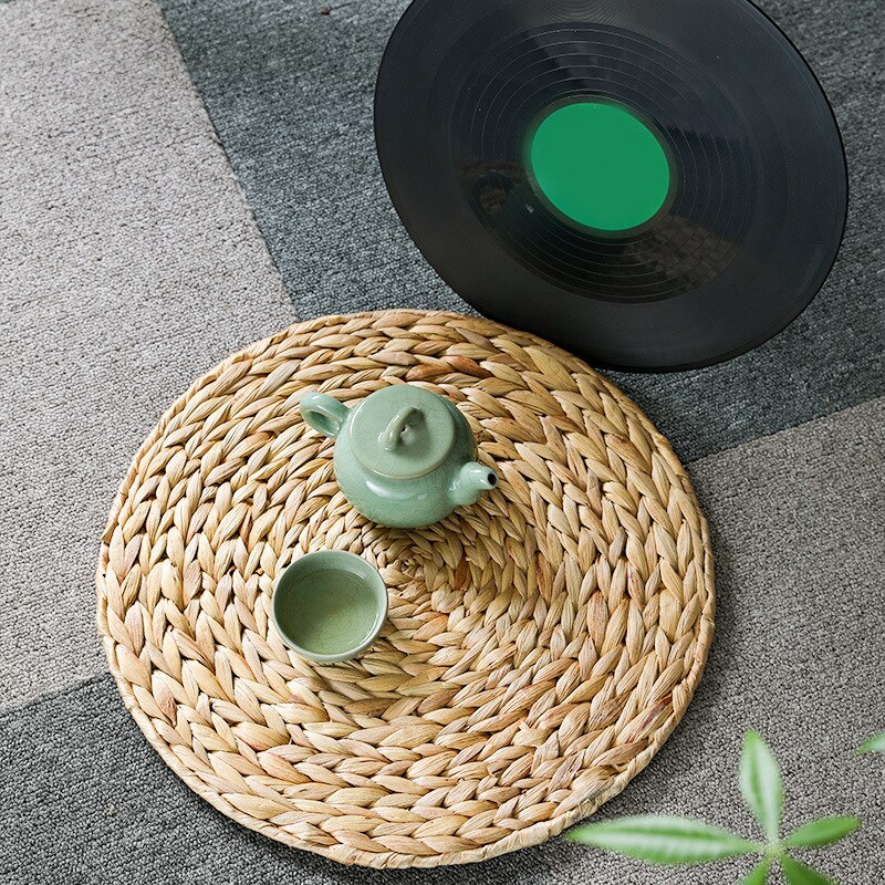 VEIZIBEE Gevlochten placemats, set van 6 wasbare antislip ronde placemats voor keuken, eettafel, Europese stijl, ronde indoor handgeweven stoffen tafelmatten van Ramie (38 cm, beige