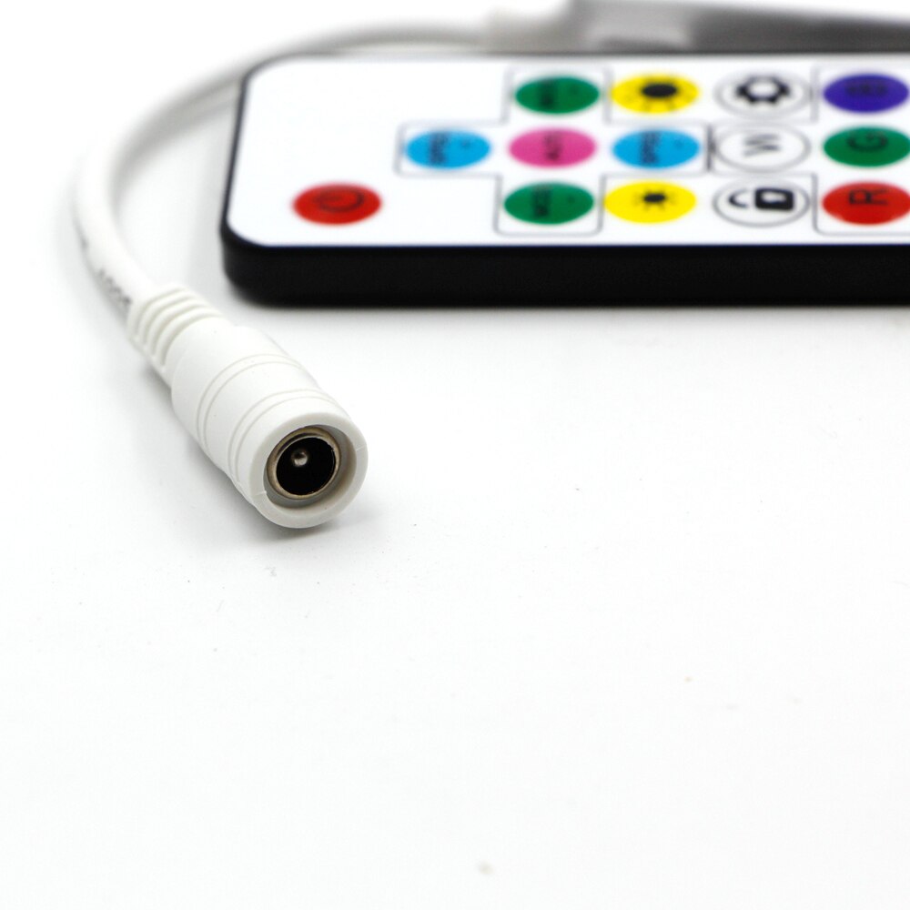 SP104E 17Key RGB Wireless Remote Mini RF LED Controller For WS2812 WS2811 Dream Color 5050 LED Light Strip light DC 5V 12 24V