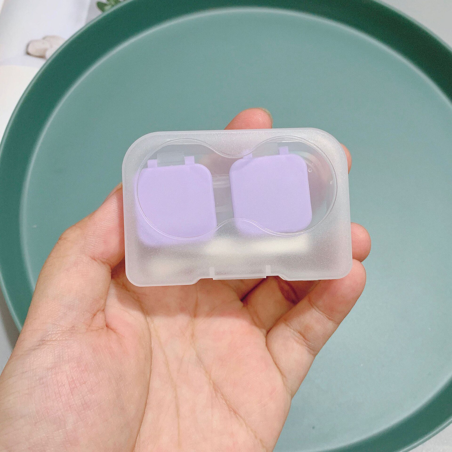 Colorful Contact Lens Case Eye Contact Lens Box Women Travel Contact Lenses Case Leakproof Container Lenses Box for Travel Kit: Purple