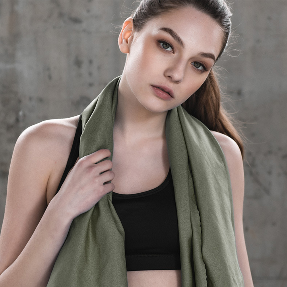 Sportliches, schnelltrocknendes taschenhandtuch aus Polyester, ultraleicht, saugfähig und Ideal für schwimmbad, fitnessstudio, Yoga, Strand und Schlecht.