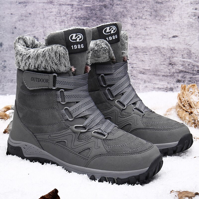 Super Warm Men Snow Boots Boots Platform Mid Calf Boots Men Thick Plush Waterproof Slip-resistant Leather Winter Shoes 39-46