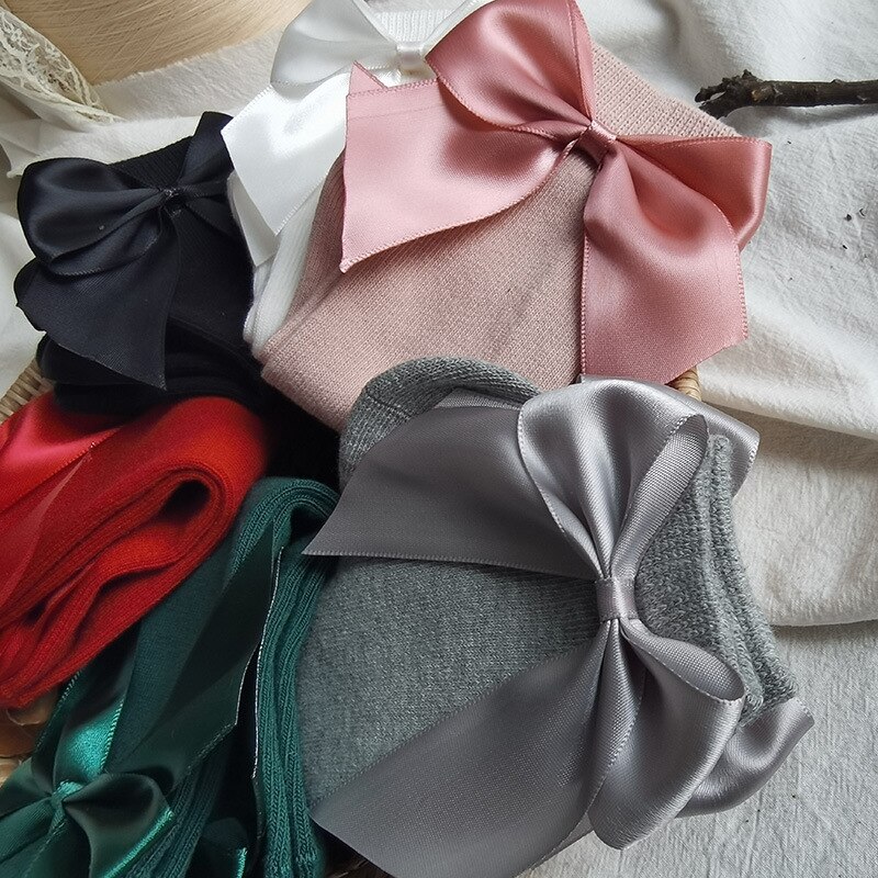 Wiosna nowa księżniczka dziewczyny skarpetki szeroka wstążka wzór kokardki skarpety robić kolan dla dziewczynek ubrania maluch podkolanówki dzieci meias