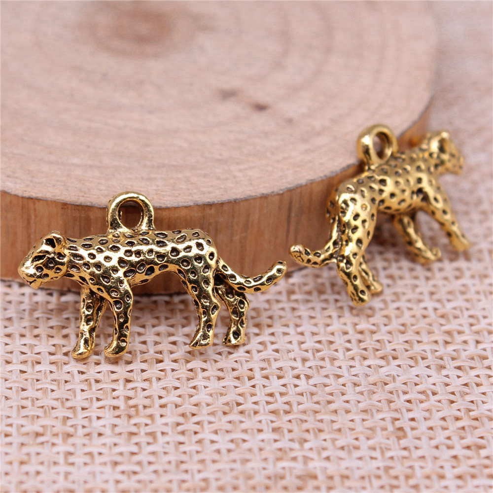 Gioielli e accessori Ciondoli leopardati Accessori fatti a mano 5 pezzi