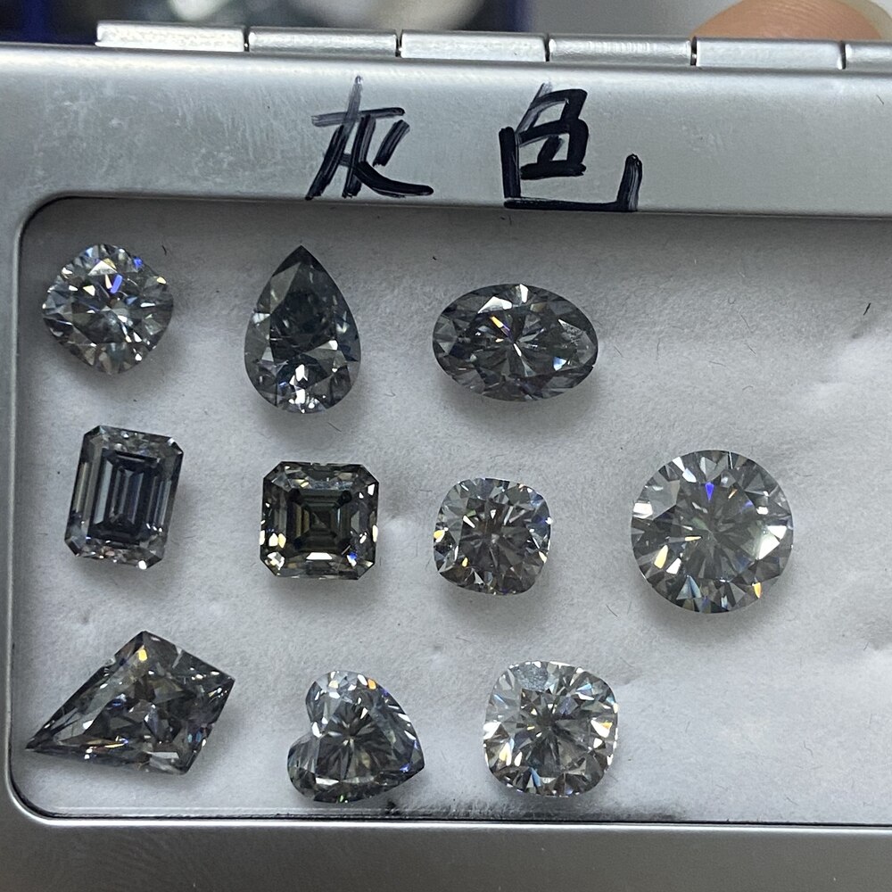 XIANGMO Pierres en oxyde de zirconium 5A en vrac en forme d'étoile blanche CZ pierre précieuse synthétique pour la fabrication de bijoux, 4x4mm 50pcs, Pierre, Zircon cubique