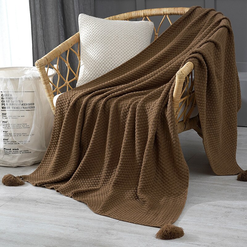 Nordic Thread Blanket with Tassel Solid Beige Grey Throw Blanket for Bed Sofa Home Textile Cape Knitted Wool Blanket: Brown / 150x200cm