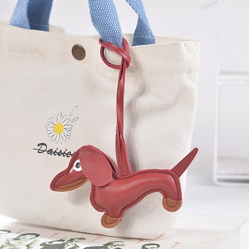 LLavero de Bulldog salchicha de coche para hombre, llaveros de perro de cuero PU, para mujer, bolso, colgante, joyería, llavero con baratija