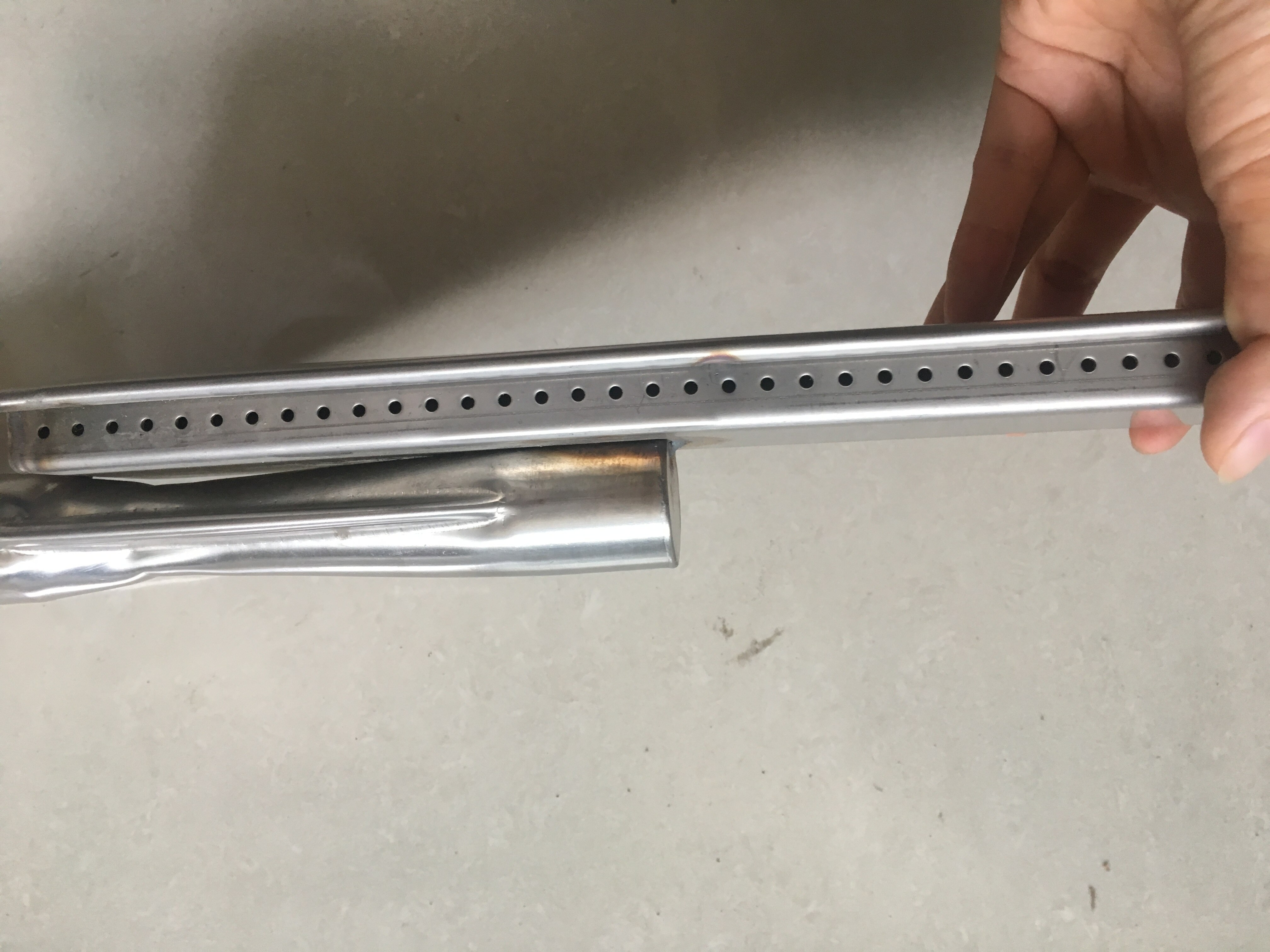 Cheap Stainless Steel 304 Universal BBQ Grill Burner 16 1/8" 410mm, Replacement for Cast Iron Burner