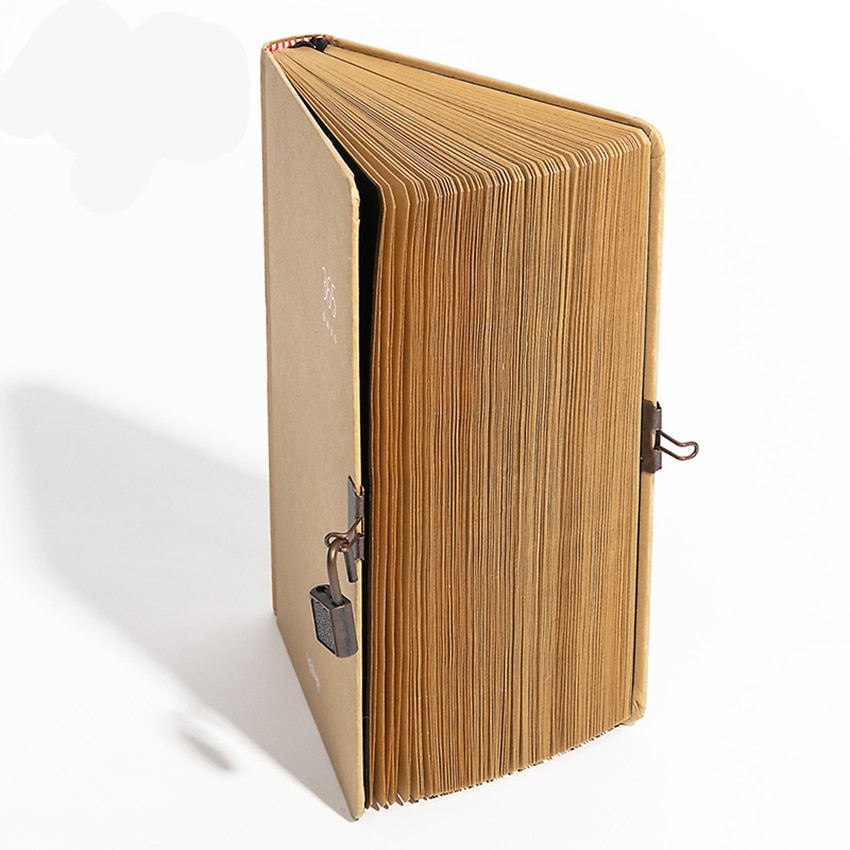 A5 Kraft Lege Notebook Notebook Journals met Lock, 384 Pagina 'S, Size: 145x215mm, met Pagina Nummer & Datum, Plat Binding