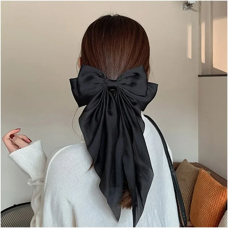 1 Uds. Cinta de satén de Color sólido, lazos grandes, horquilla, Clips de primavera, accesorios para el cabello para mujeres y niñas, sombreros coreanos de de verano 2023
