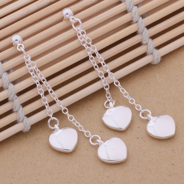 Schöne Schmuck-Set Silber Ohrringe & Halskette Herzform -Set Für Frauen AT061