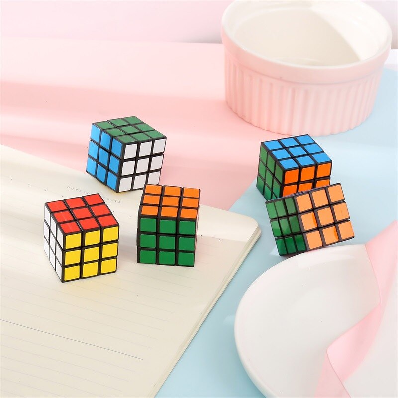 Qiyi 3*3*3 Cubo Professionale Cubo Magico Speedcube Puzzle Magia Cubi Educativo Cubo Di Puzzle Giocattoli Per I Bambini giocattoli Per Adulti