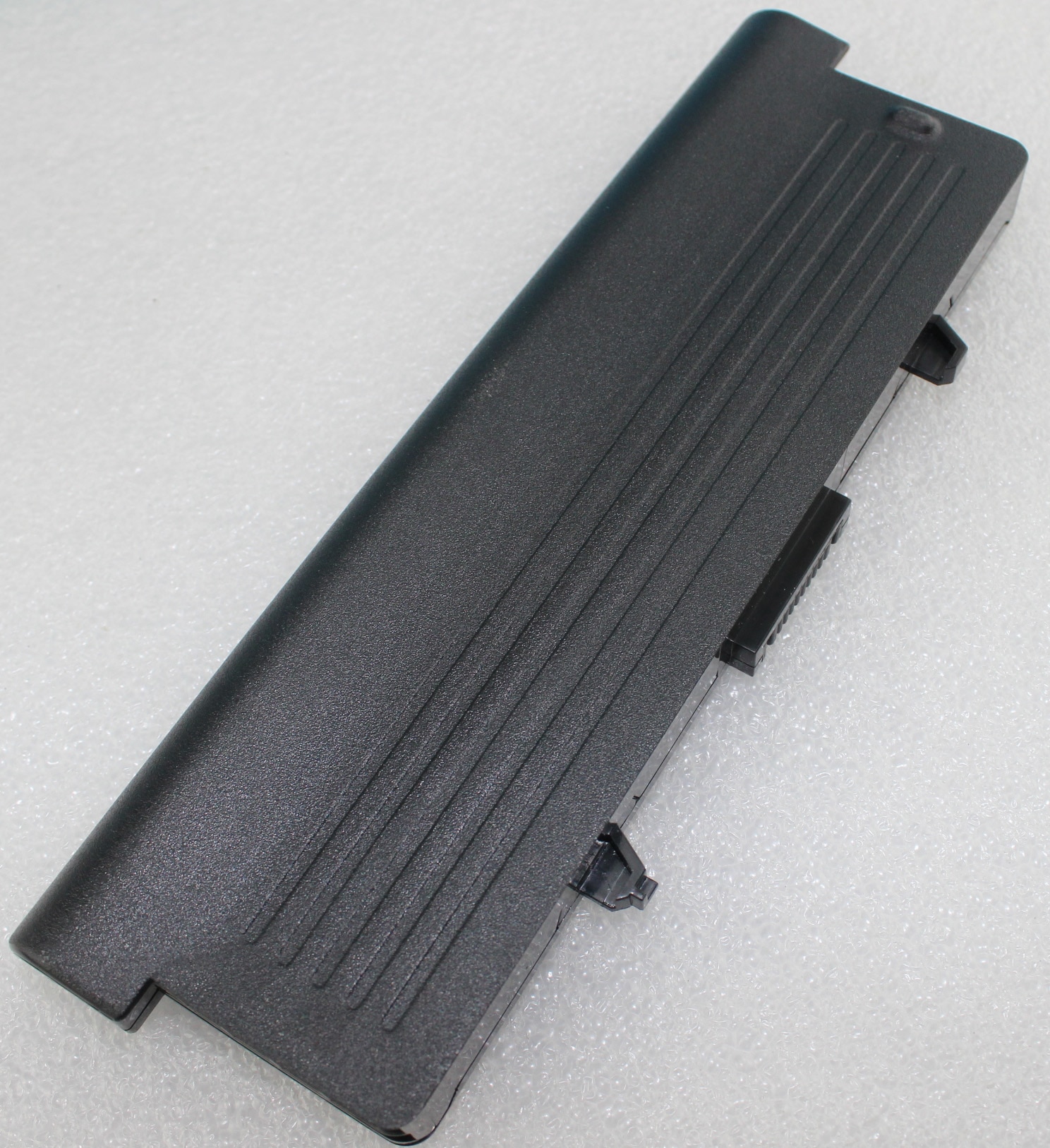 9cell Battery for Dell Inspiron 1525 1526 1440 1545 1546 1750 laptop GW240 X284G RN873 XR682 GW241 XR693 HP277 XR694 HP297 XR697