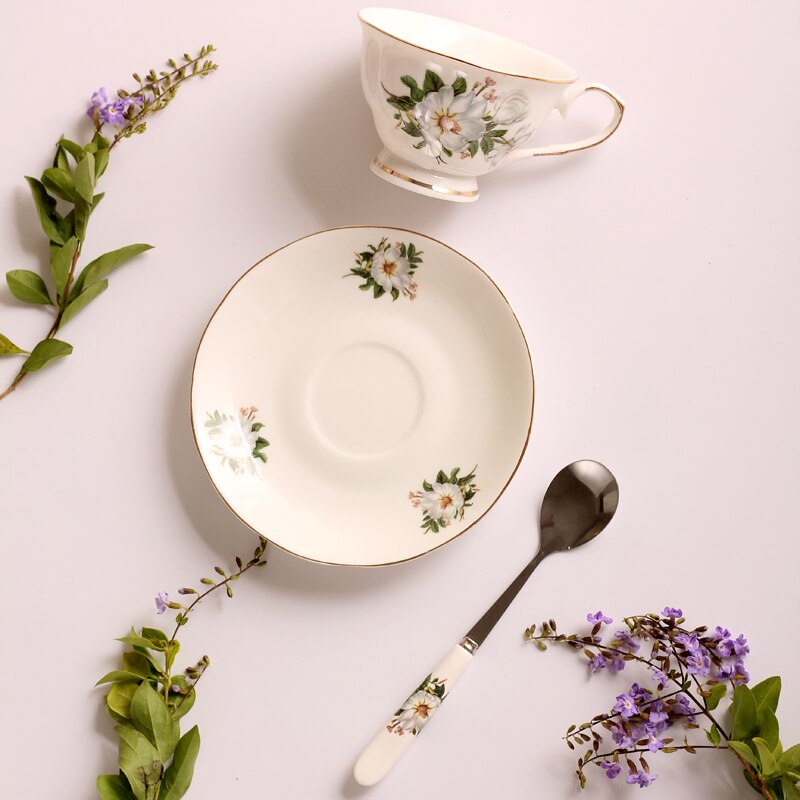 Kongelig arabisk kaffekop keramisk te espresso kopper håndmalet blomst luksus hvid porcelana ben porcelæn kop og underkop sæt  e5: G