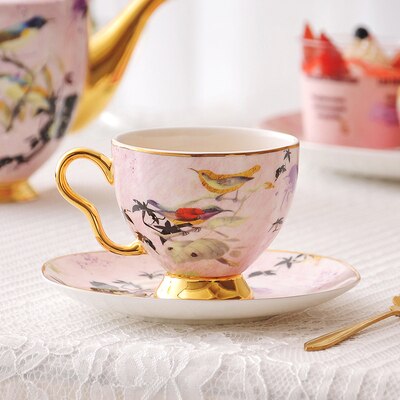 Mugs Coffee Cups Porcelain Coffe Cup Bone China Coffeeware Tea Cups And Saucer Sets Birthday Wedding Decoration: Style D