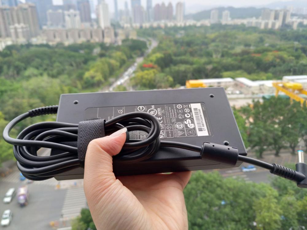 19.5V 7.7A 4.5*3.0 millimetri Caricatore di CORRENTE ALTERNATA Adattatore per Hp PRESAGIO 15-AX202NA 15-AX224TX 17-ab316ur TPN-Q173 TPN-Q174