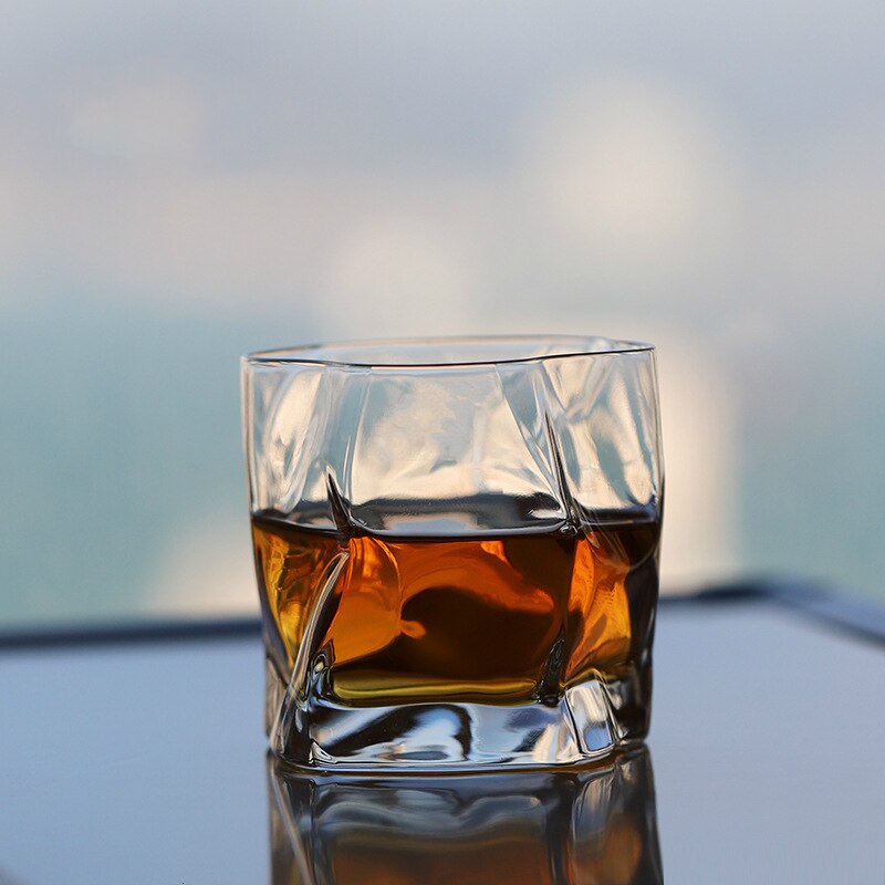 Gobelet japonais en verre à Whisky de forme irrégulière, verre à Whisky de style Makoto Komatsu, verre de dégustation de Cognac