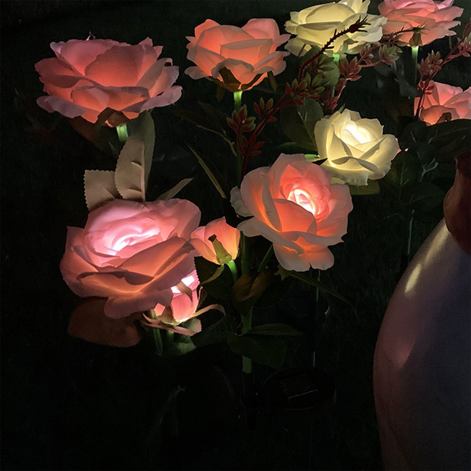 Zonne-energie Led Light Rose Bloem Lamp Simulatie Bloem Solar Lamp Voor Gazon Yard Garden Lichtgevende Bloem Tuin Decoratie